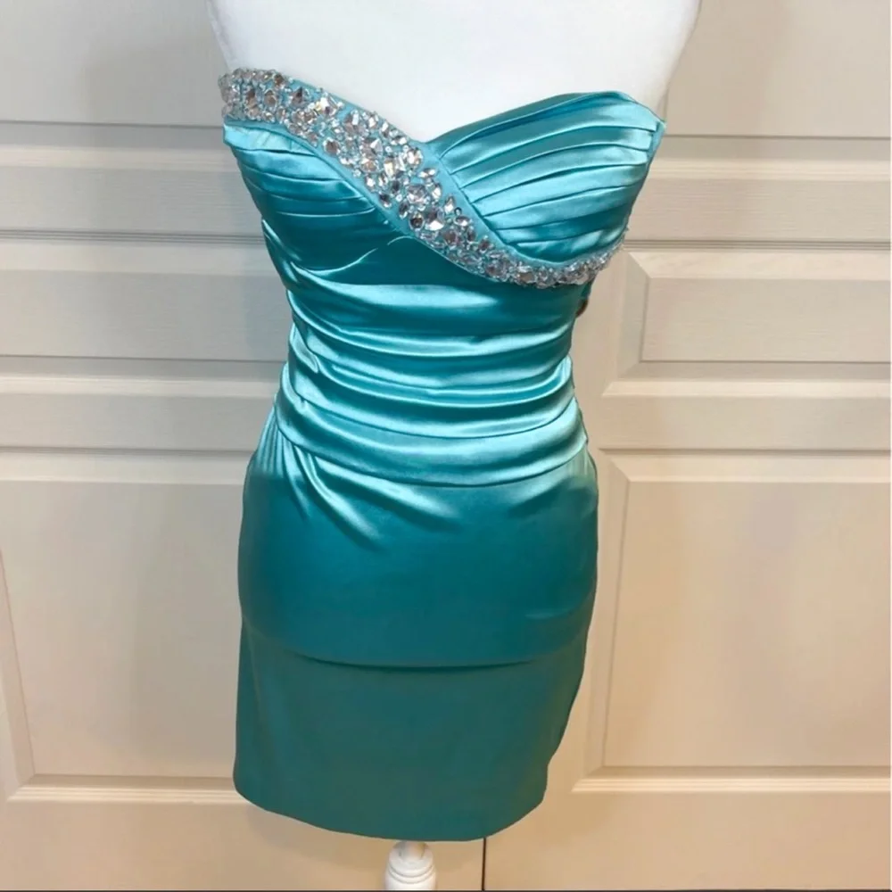 B Darlin Short Dress Formal Bodycon Size XS Blue - Picture 1 of 12